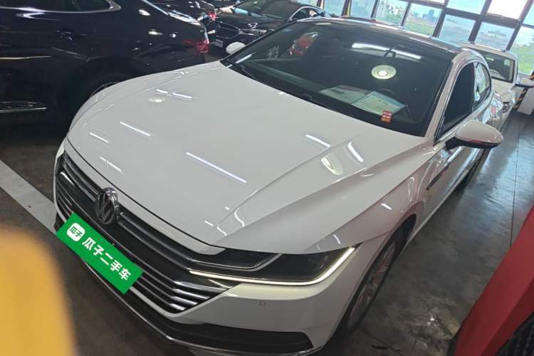 Used Volkswagen FAW-Volkswagen CC 2019 330TSI Huayan Edition China V Standard Guazi used car, China used car export, Used car for sale, Used Volkswagen cars, Cheapest cars for sale