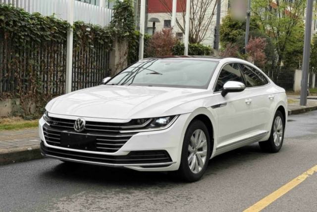 Used Volkswagen FAW-Volkswagen CC 2019 330TSI Huayan Edition China VI