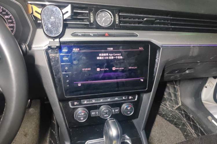Used Volkswagen FAW-Volkswagen CC 2019 330TSI Glamour Edition China V Standard Audio And AC Panel