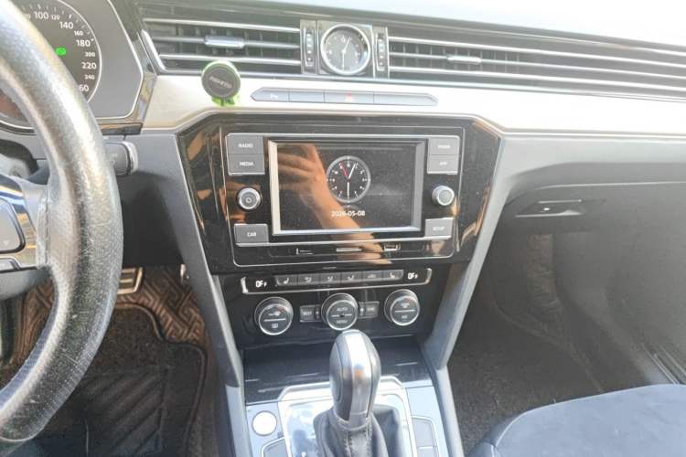 Used Volkswagen FAW-Volkswagen CC 2019 330TSI Huayan Edition China VI Audio And AC Panel