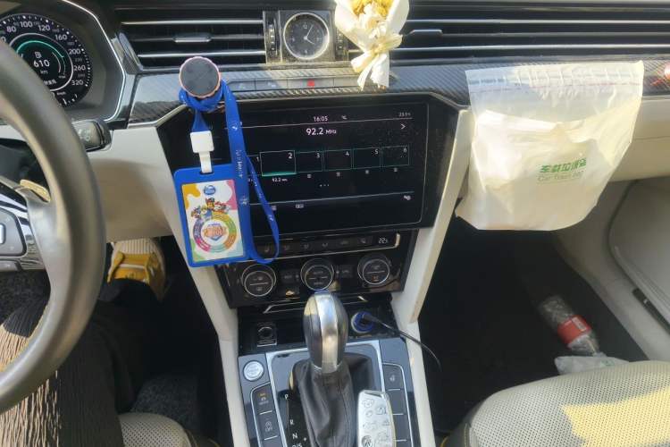 Used Volkswagen FAW-Volkswagen CC 2019 380TSI Yeyan Edition China V Standard Audio And AC Panel