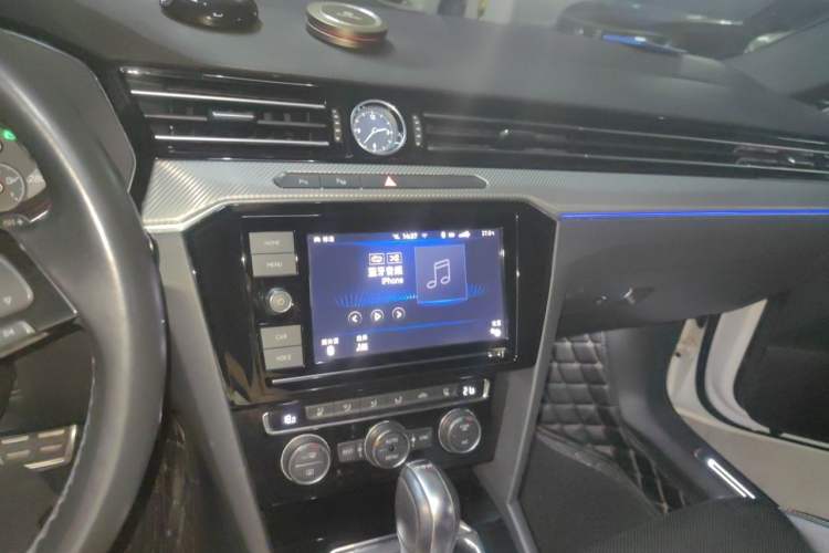 Used Volkswagen FAW-Volkswagen CC 2019 330TSI Glamour Edition China VI Audio And AC Panel