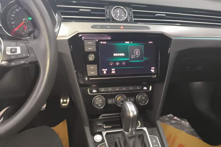 Used Volkswagen FAW-Volkswagen CC 2019 330TSI Glamour Edition China V Standard Audio And AC Panel