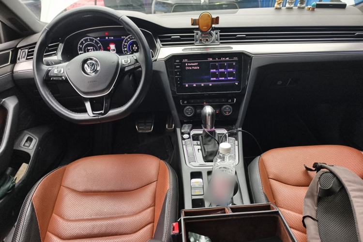 Used Volkswagen FAW-Volkswagen CC 2019 380TSI Glamour Edition China V Standard Center Console