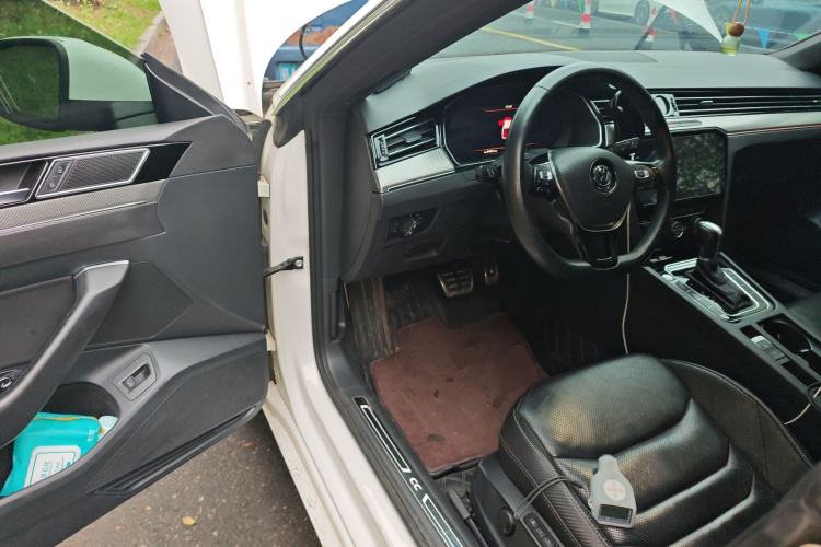 Used Volkswagen FAW-Volkswagen CC 2019 330TSI Glamour Edition China V Standard Driver Seat