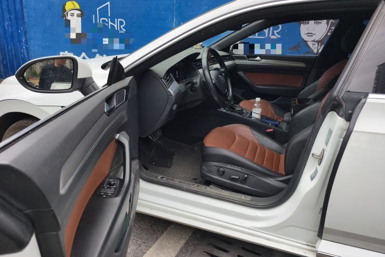 Used Volkswagen FAW-Volkswagen CC 2019 380TSI Glamour Edition China V Standard Driver Seat