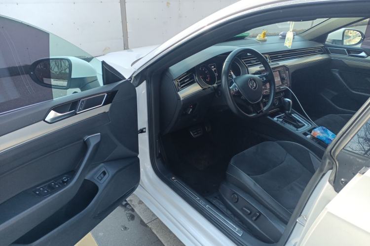 Used Volkswagen FAW-Volkswagen CC 2019 330TSI Huayan Edition China VI Driver Seat