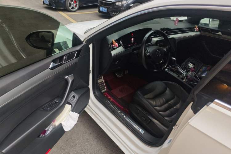 Used Volkswagen FAW-Volkswagen CC 2019 330TSI Glamour Edition China VI Driver Seat