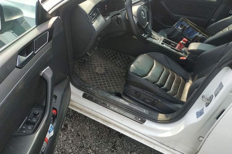 Used Volkswagen FAW-Volkswagen CC 2019 380TSI Glamour Edition China V Standard Driver Seat