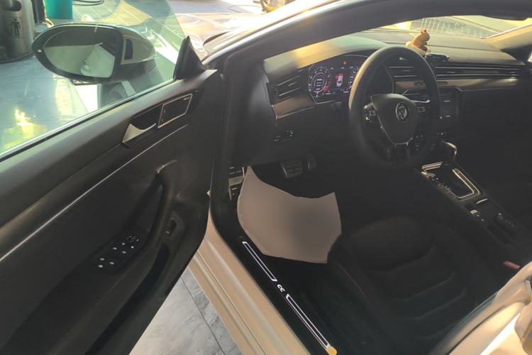 Used Volkswagen FAW-Volkswagen CC 2019 380TSI Yeyan Edition China V Standard Driver Seat
