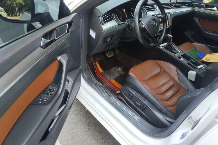 Used Volkswagen FAW-Volkswagen CC 2019 330TSI Glamour Edition China VI Driver Seat