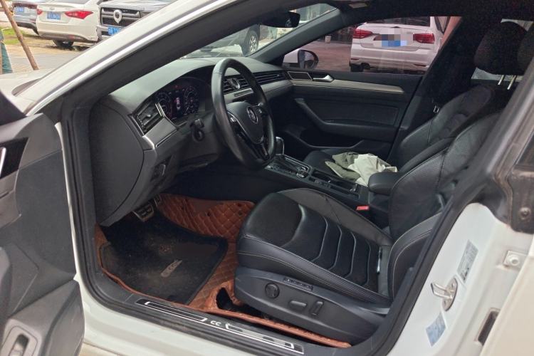 Used Volkswagen FAW-Volkswagen CC 2019 380TSI Glamour Edition China V Standard Driver Seat