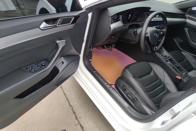 Used Volkswagen FAW-Volkswagen CC 2019 380TSI Glamour Edition China V Standard Driver Seat
