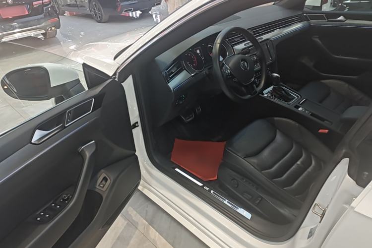 Used Volkswagen FAW-Volkswagen CC 2019 330TSI Glamour Edition China VI Driver Seat