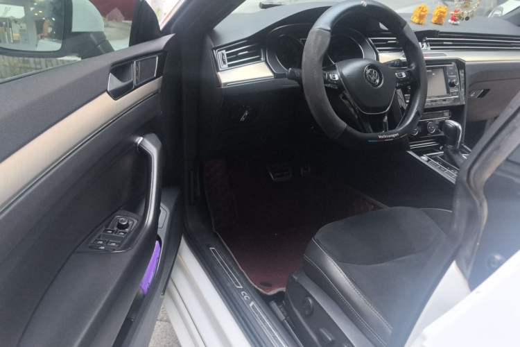 Used Volkswagen FAW-Volkswagen CC 2019 330TSI Huayan Edition China VI Driver Seat