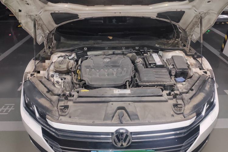 Used Volkswagen FAW-Volkswagen CC 2019 330TSI Glamour Edition China V Standard Engine Bay
