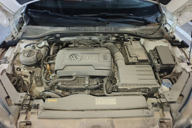 Used Volkswagen FAW-Volkswagen CC 2019 380TSI Glamour Edition China V Standard Engine Bay