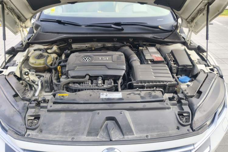 Used Volkswagen FAW-Volkswagen CC 2019 380TSI Yeyan Edition China V Standard Engine Bay
