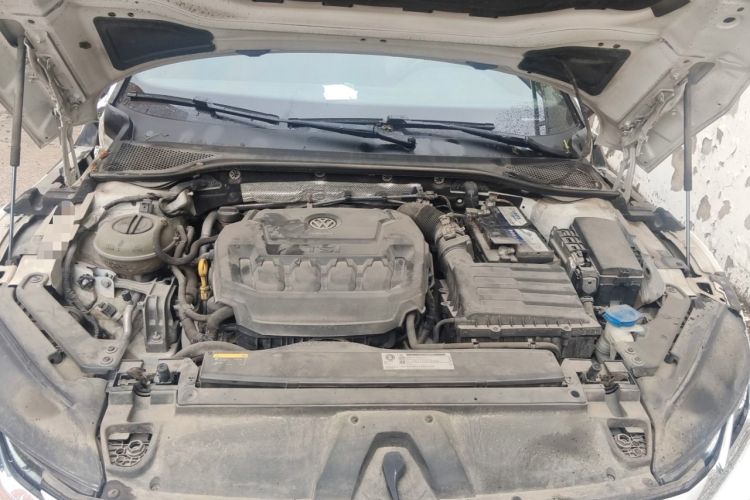 Used Volkswagen FAW-Volkswagen CC 2019 330TSI Glamour Edition China V Standard Engine Bay