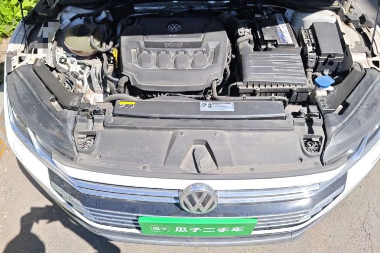 Used Volkswagen FAW-Volkswagen CC 2019 330TSI Glamour Edition China V Standard Engine Bay