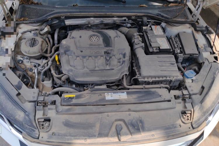 Used Volkswagen FAW-Volkswagen CC 2019 330TSI Glamour Edition China VI Engine Bay