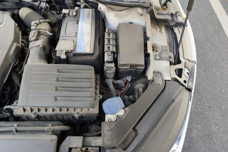 Used Volkswagen FAW-Volkswagen CC 2019 330TSI Glamour Edition China V Standard Engine Bay Left