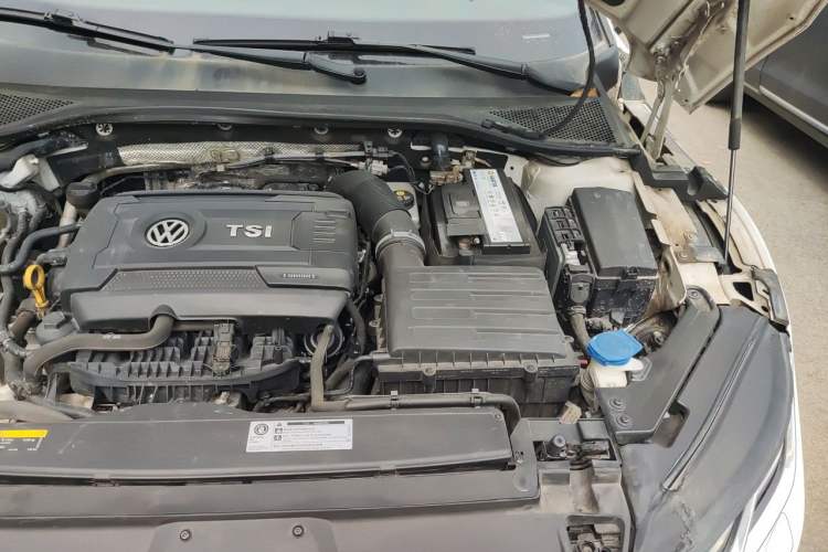 Used Volkswagen FAW-Volkswagen CC 2019 380TSI Glamour Edition China V Standard Engine Bay Left
