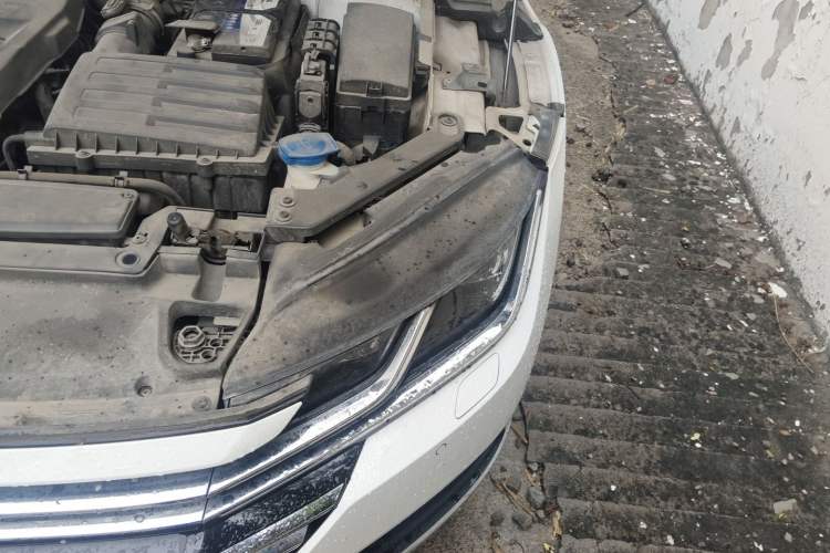 Used Volkswagen FAW-Volkswagen CC 2019 330TSI Glamour Edition China V Standard Engine Bay Left
