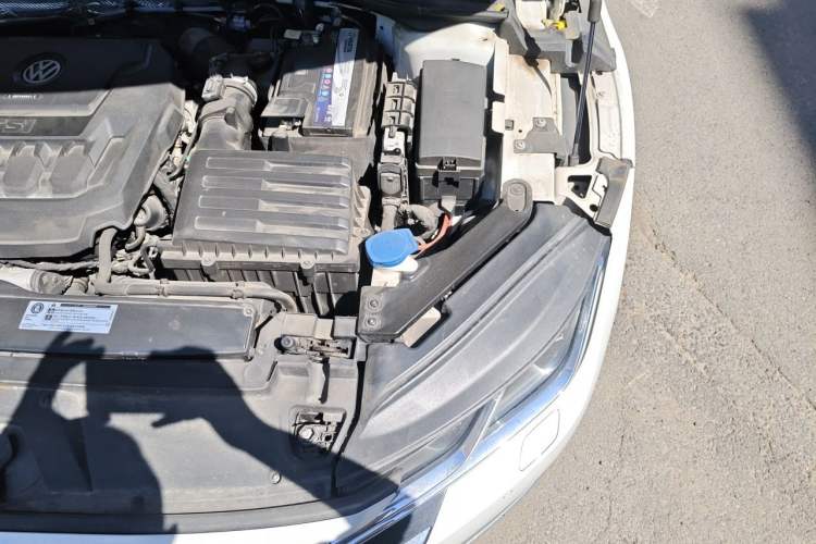 Used Volkswagen FAW-Volkswagen CC 2019 330TSI Glamour Edition China V Standard Engine Bay Left