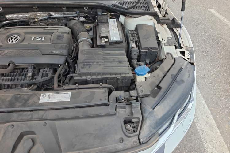 Used Volkswagen FAW-Volkswagen CC 2019 380TSI Glamour Edition China V Standard Engine Bay Left