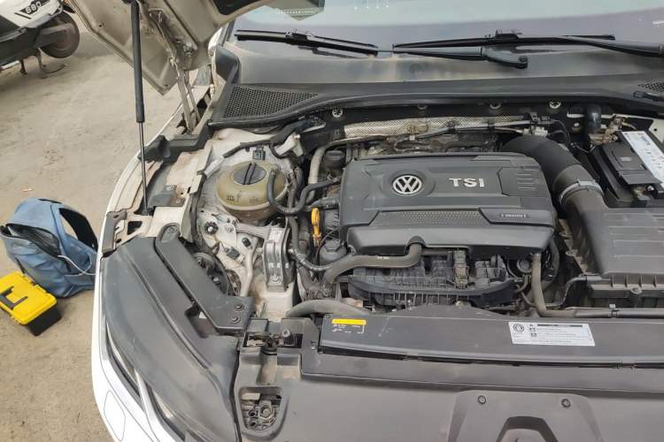 Used Volkswagen FAW-Volkswagen CC 2019 380TSI Glamour Edition China V Standard Engine Bay Right