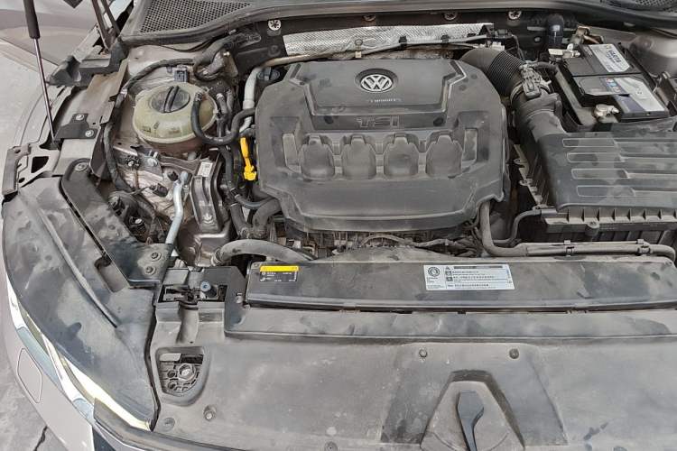 Used Volkswagen FAW-Volkswagen CC 2019 330TSI Glamour Edition China V Standard Engine Bay Right