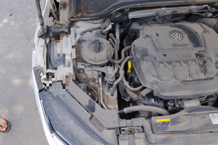 Used Volkswagen FAW-Volkswagen CC 2019 330TSI Glamour Edition China VI Engine Bay Right