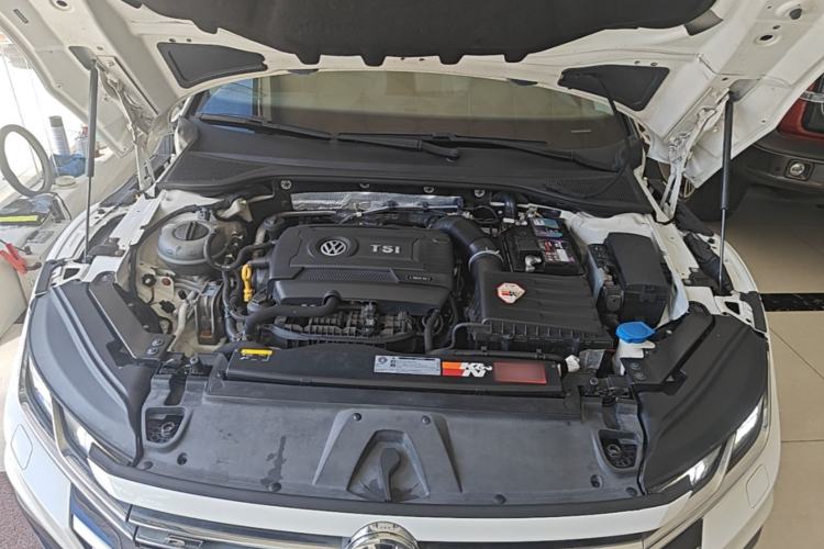 Used Volkswagen FAW-Volkswagen CC 2019 380TSI Yeyan Edition China V Standard Engine Bay