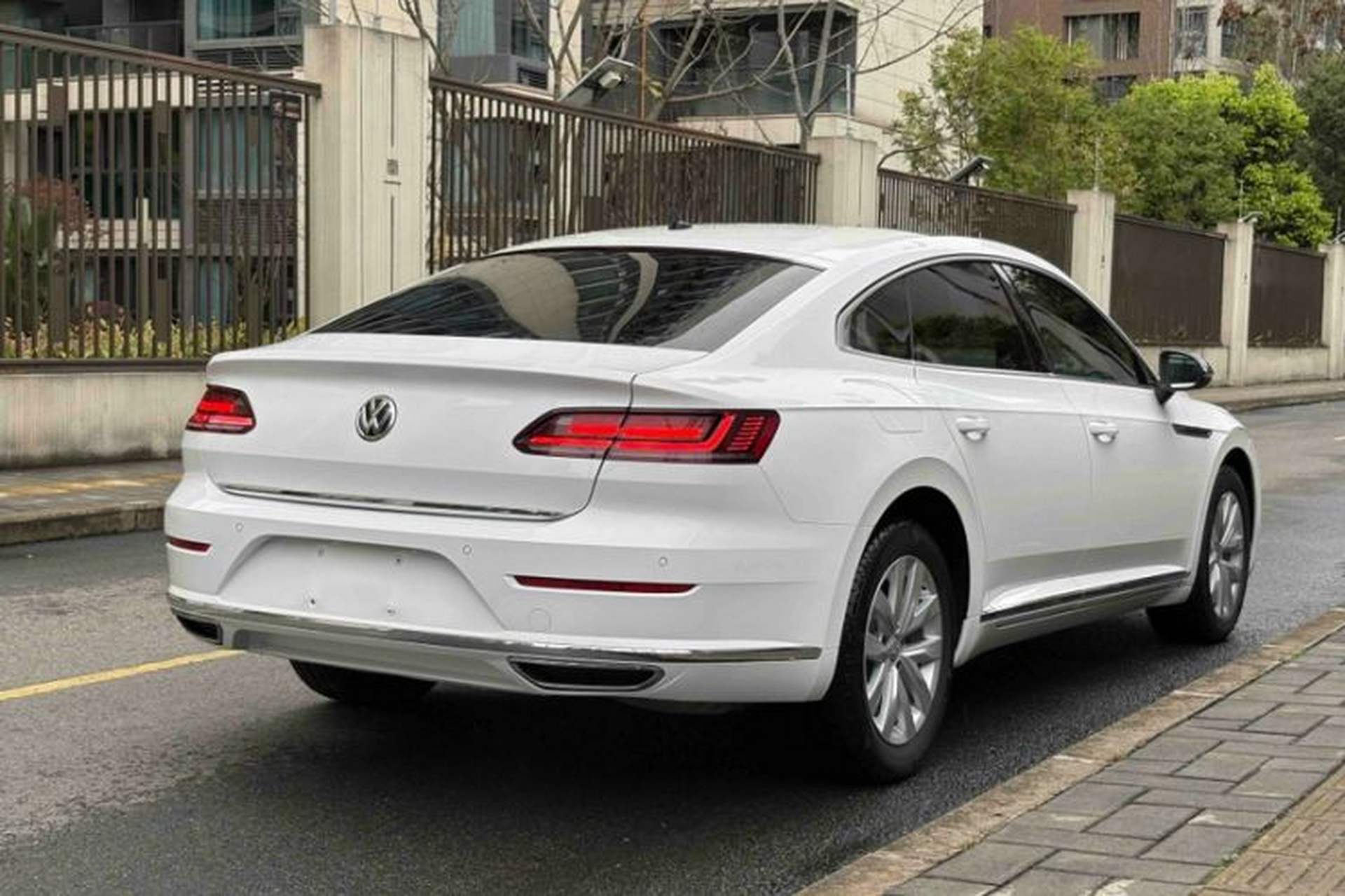Used Volkswagen FAW-Volkswagen CC 2019 330TSI Huayan Edition China VI Exterior 10