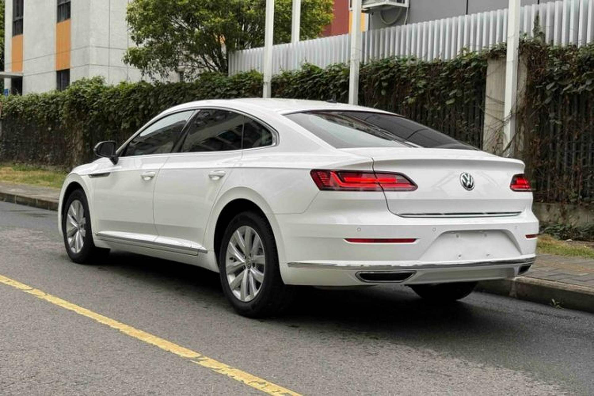Used Volkswagen FAW-Volkswagen CC 2019 330TSI Huayan Edition China VI Exterior 11