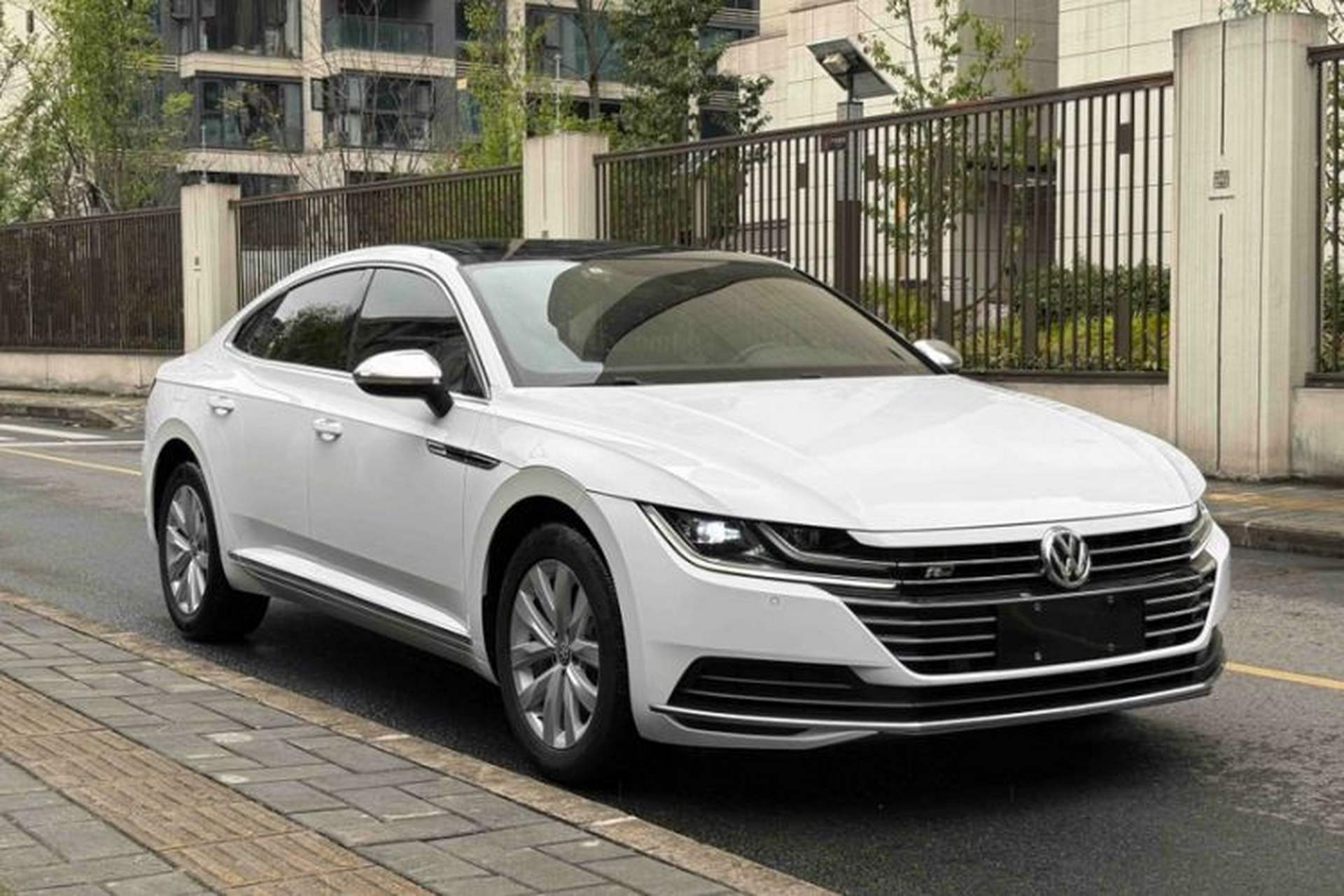 Used Volkswagen FAW-Volkswagen CC 2019 330TSI Huayan Edition China VI Exterior 3