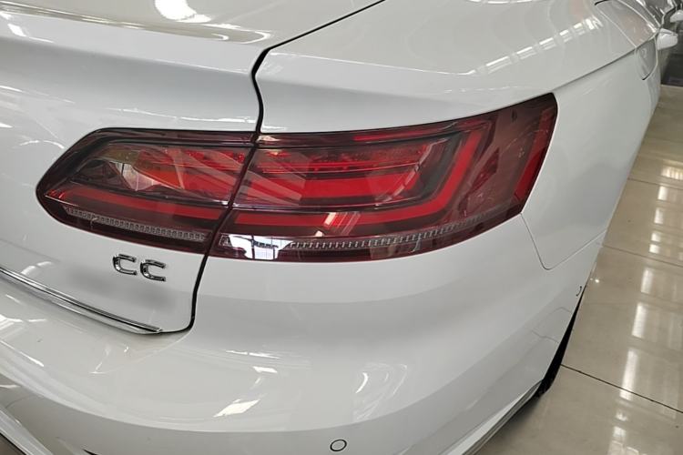 Used Volkswagen FAW-Volkswagen CC 2019 330TSI Glamour Edition China V Standard Exterior 3