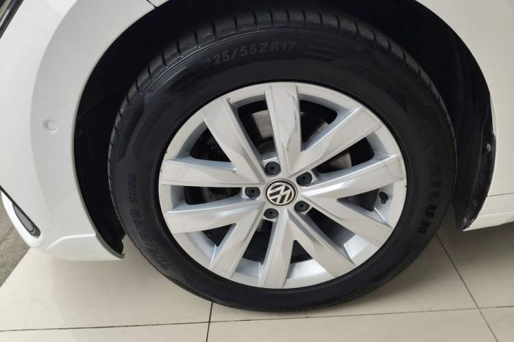 Used Volkswagen FAW-Volkswagen CC 2019 330TSI Huayan Edition China VI Exterior 4
