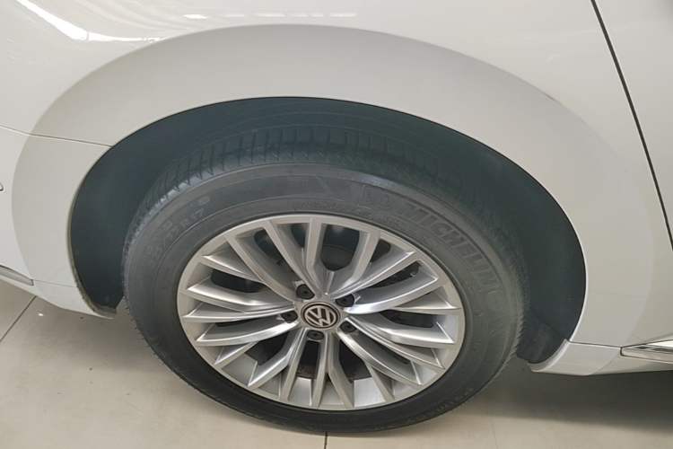 Used Volkswagen FAW-Volkswagen CC 2019 330TSI Glamour Edition China V Standard Exterior 5