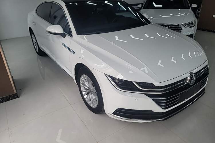 Used Volkswagen FAW-Volkswagen CC 2019 330TSI Glamour Edition China VI Front Right 45 Deg