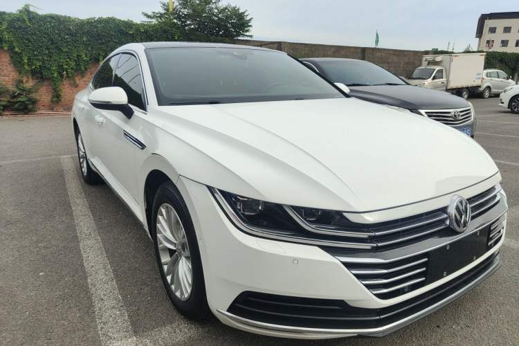 Used Volkswagen FAW-Volkswagen CC 2019 330TSI Glamour Edition China VI Front Right 45 Deg