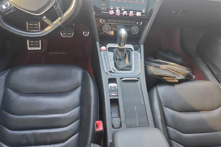 Used Volkswagen FAW-Volkswagen CC 2019 330TSI Glamour Edition China VI Gear Lever