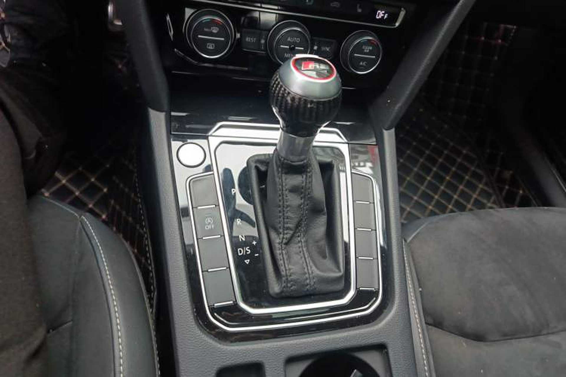 Used Volkswagen FAW-Volkswagen CC 2019 330TSI Huayan Edition China VI Gear Lever