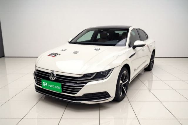 Volkswagen FAW-Volkswagen CC 2019 330TSI Glamour Edition China V Standard usado