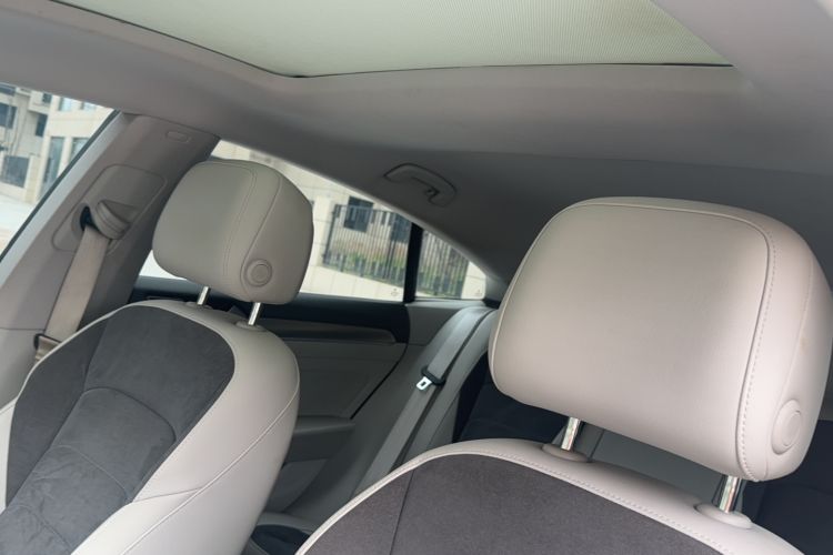 Used Volkswagen FAW-Volkswagen CC 2019 330TSI Huayan Edition China V Standard Headliner