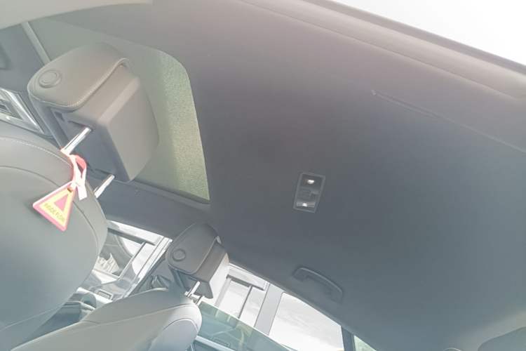Used Volkswagen FAW-Volkswagen CC 2019 330TSI Glamour Edition China V Standard Headliner