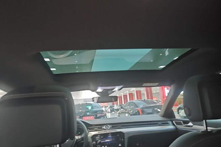 Used Volkswagen FAW-Volkswagen CC 2019 330TSI Glamour Edition China VI Headliner