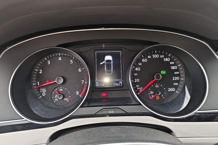 Used Volkswagen FAW-Volkswagen CC 2019 330TSI Huayan Edition China VI Instrument Cluster