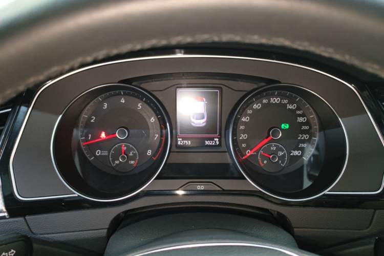 Used Volkswagen FAW-Volkswagen CC 2019 330TSI Glamour Edition China VI Instrument Cluster